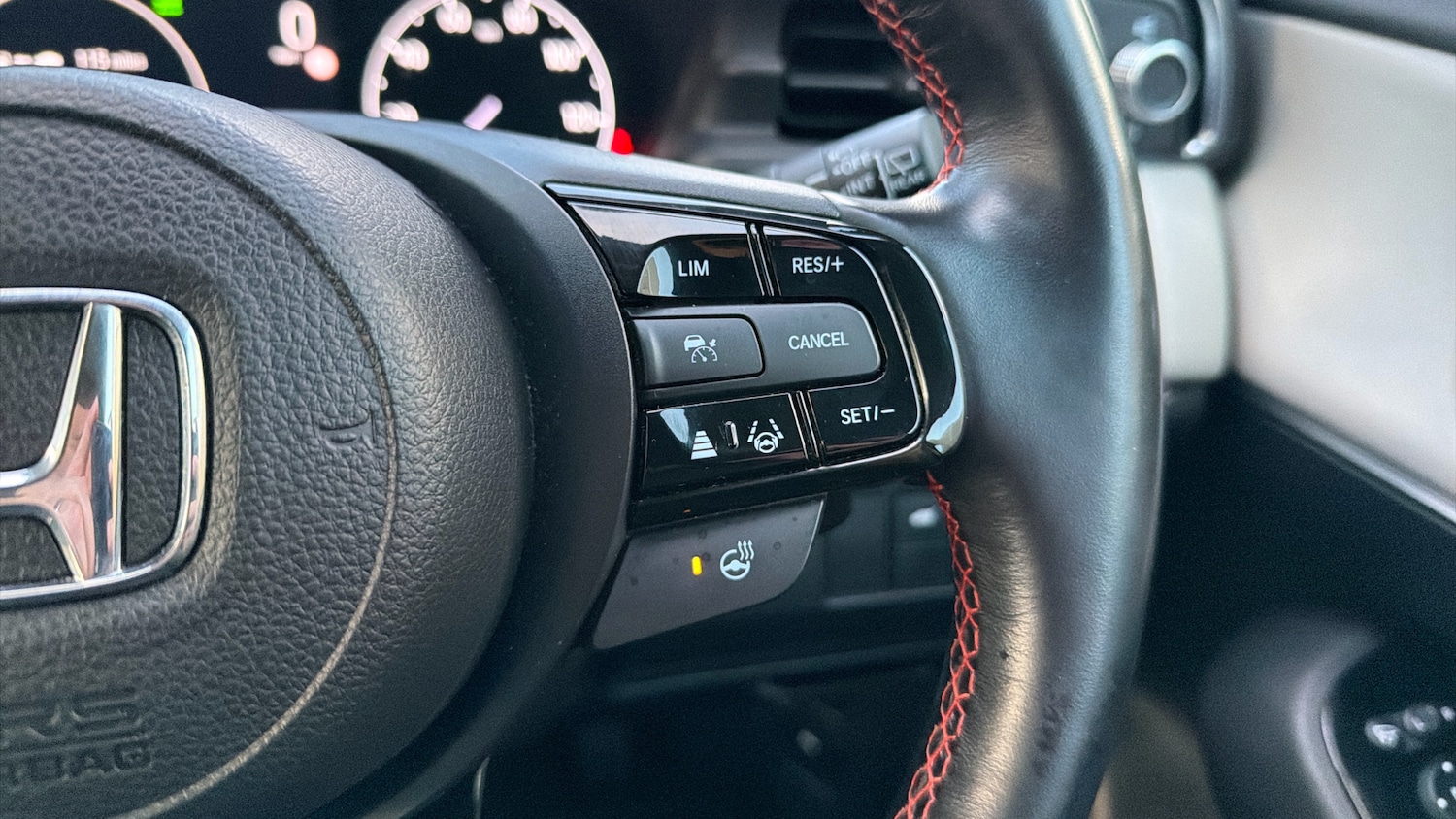 Used Honda HR-V 2022 for sale - 77210160: Photo 22