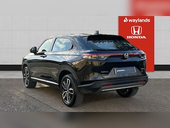 Used Honda HR-V 2022 for sale - 77210109: Photo