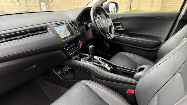 Used Honda HR-V 2020 for sale - 75726173: Photo 2
