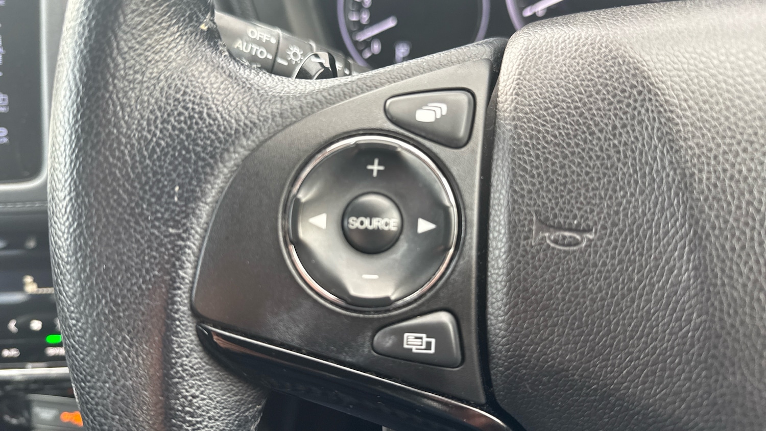 Used Honda HR-V 2018 for sale - 76894561: Photo 20