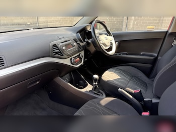 Used Kia Picanto 2017 for sale - 75558703: Photo