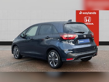 Used Honda Jazz 2023 for sale - 77312386: Photo