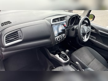 Used Honda Jazz 2017 for sale - 79297295: Photo