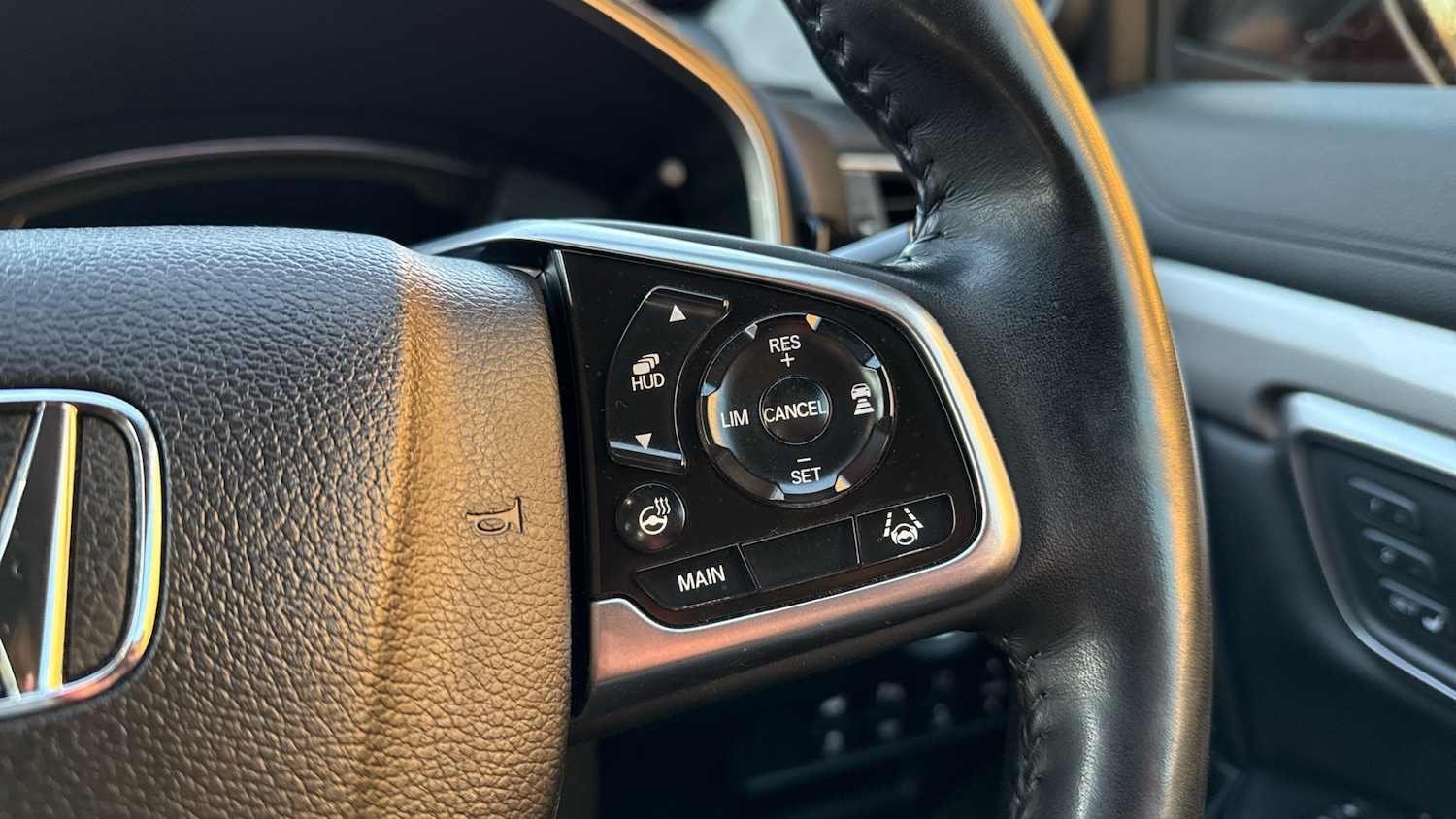 Used Honda CR-V 2021 for sale - 76630088: Photo 24