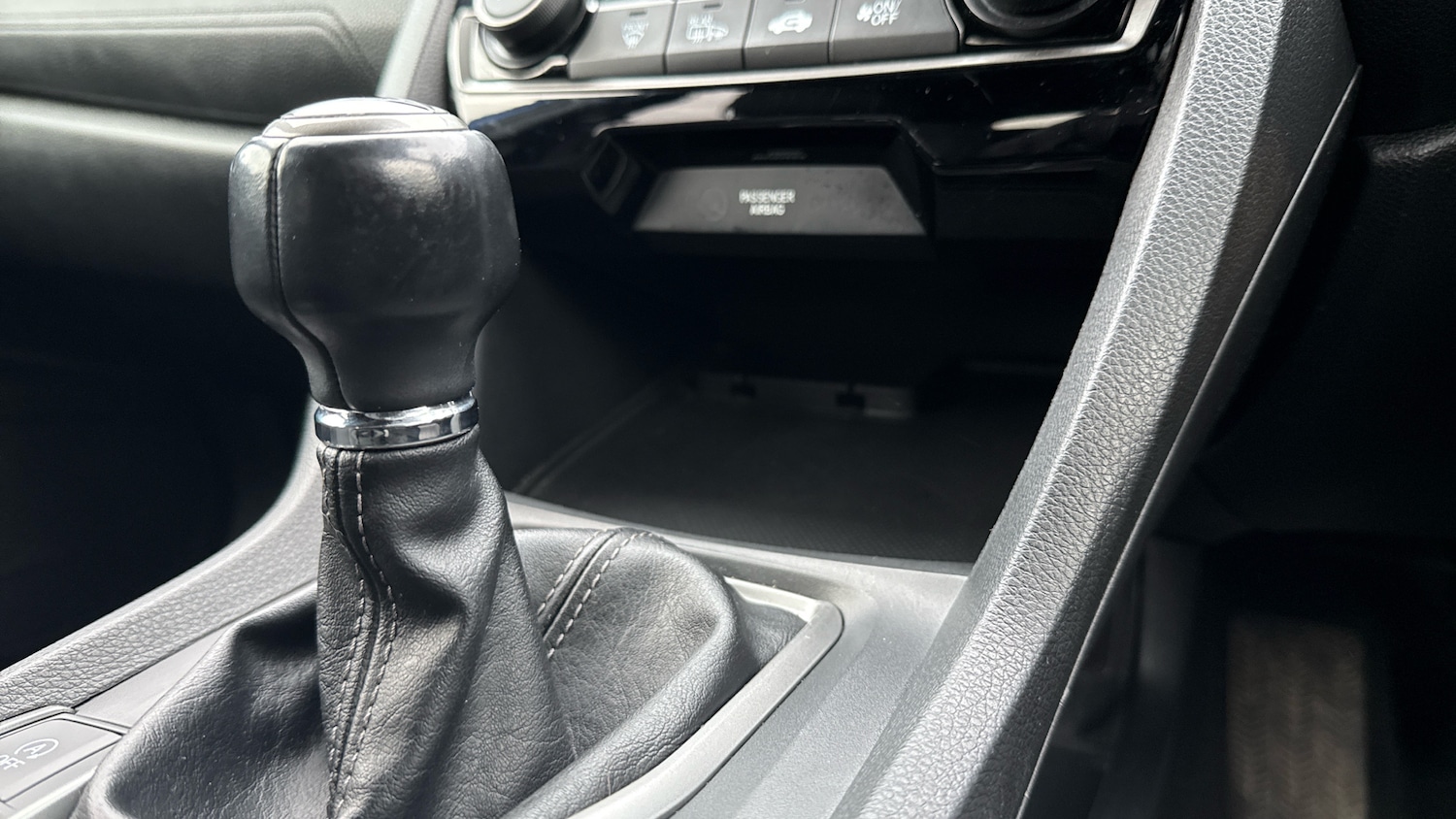 Used Honda Civic 2019 for sale - 77545234: Photo 23