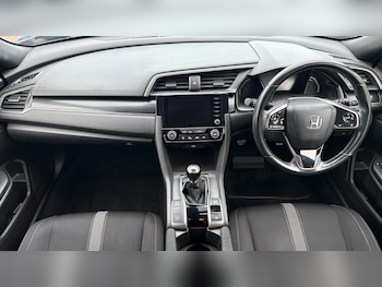 Used Honda Civic 2019 for sale - 77545234: Photo