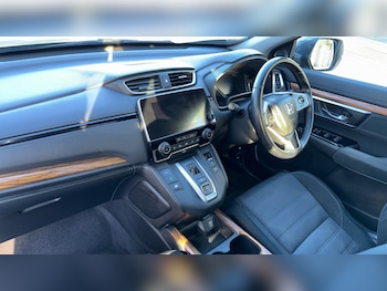 Used Honda CR-V 2019 for sale - 76640324: Photo