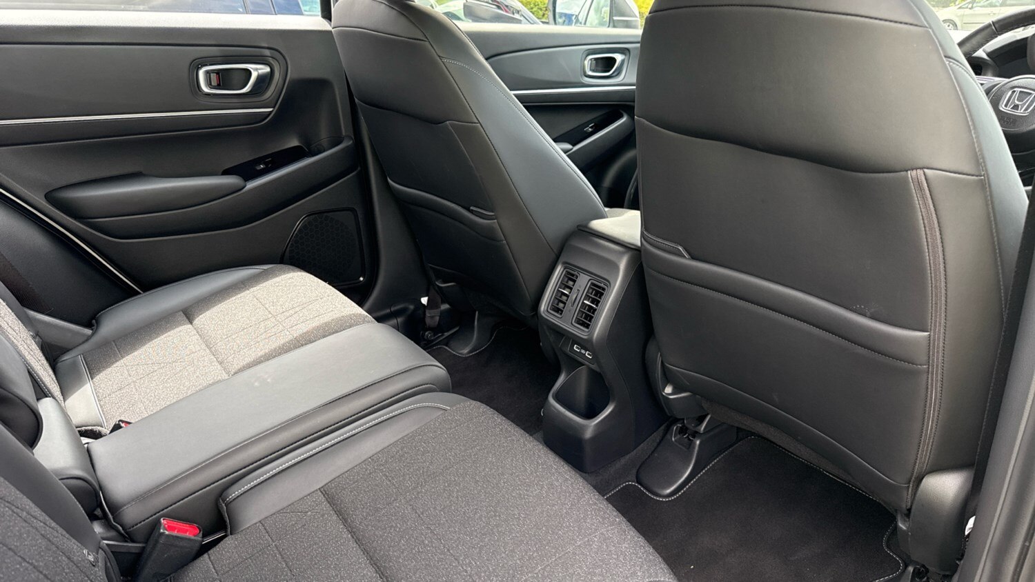 2024 Honda HR-V HONDA HR-V HATCHBACK 1.5 eHEV Advance 5dr CVT Hatchback Hybrid A - Picture 16 of 24