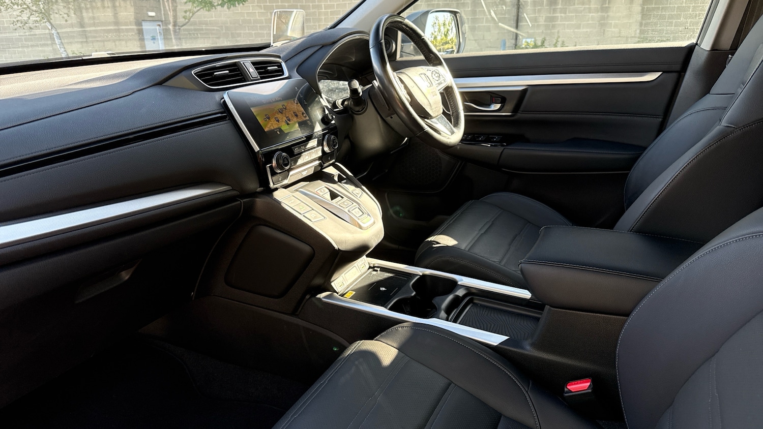 Used Honda CR-V 2022 for sale - 75796711: Photo 2