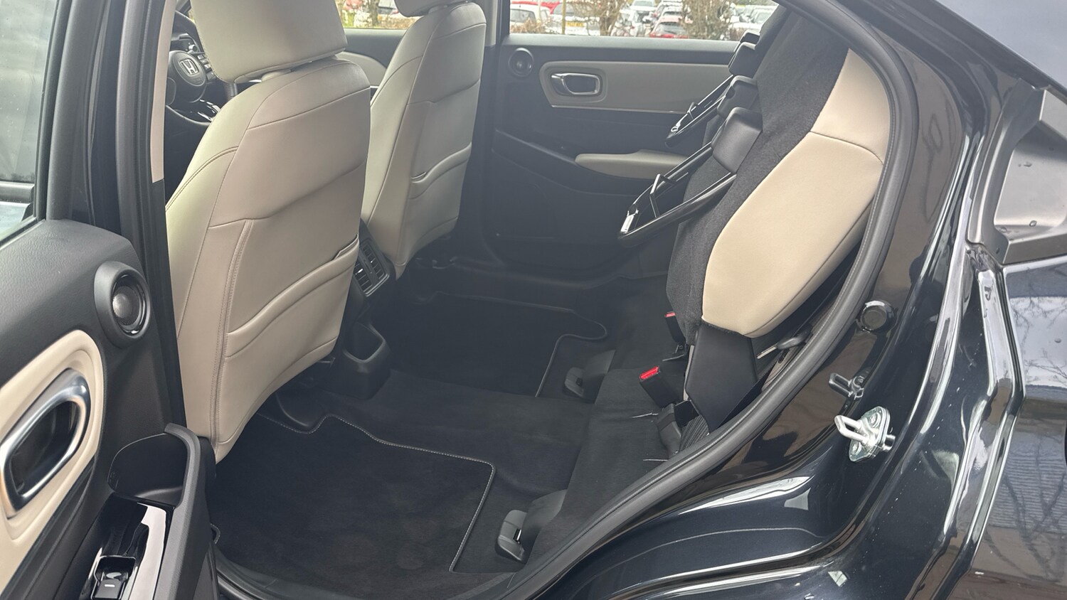 Used Honda HR-V 2024 for sale - 77600310: Photo 15