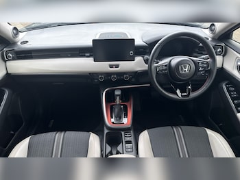 Used Honda HR-V 2024 for sale - 77600310: Photo