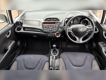 Used Honda Jazz 2015 for sale - 76452066: Photo