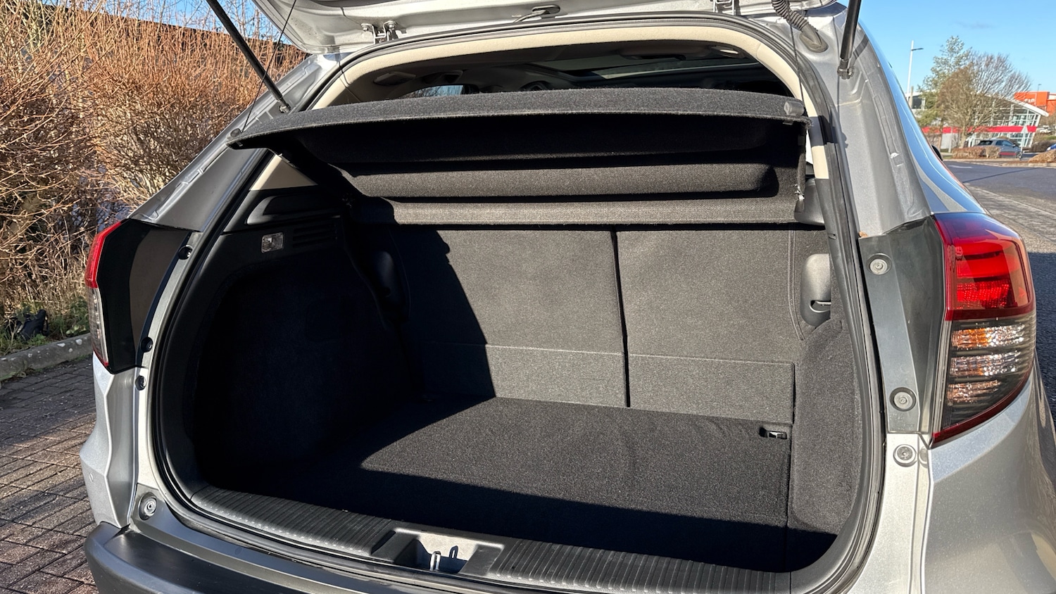 Used Honda HR-V 2019 for sale - 77210150: Photo 17