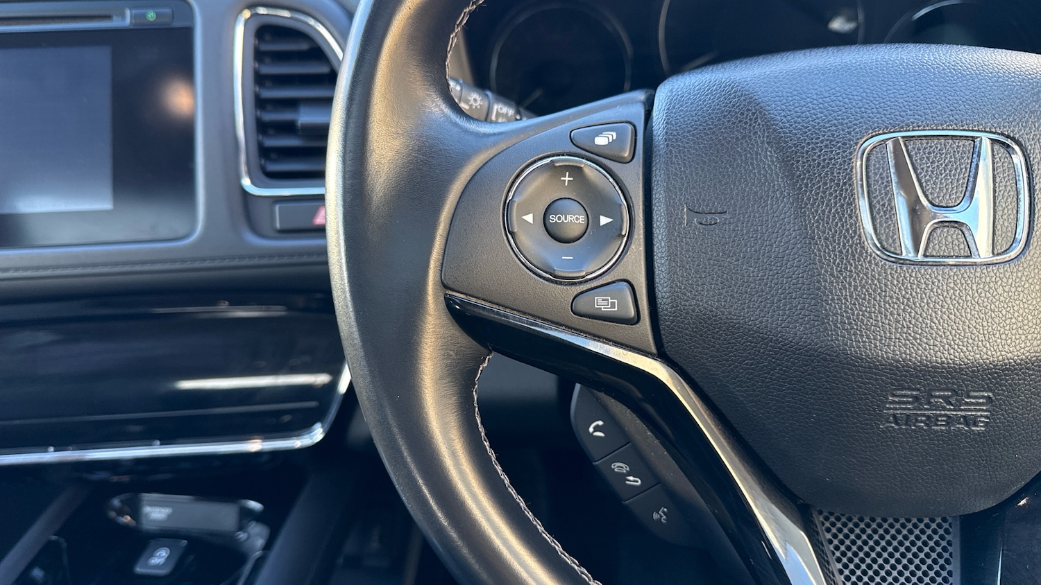 Used Honda HR-V 2019 for sale - 77210150: Photo 29