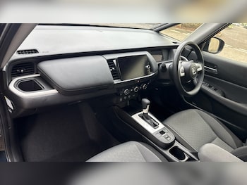 Used Honda Jazz 2024 for sale - 77210133: Photo