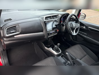 Used Honda Jazz 2018 for sale - 76847090: Photo