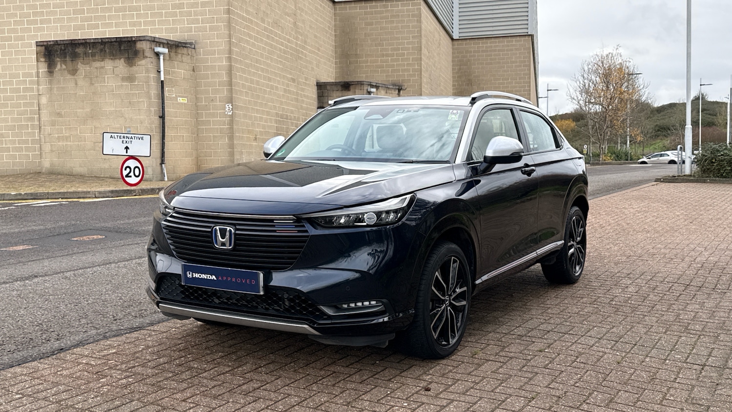 Used Honda HR-V 2023 for sale - 76766226: Photo 10