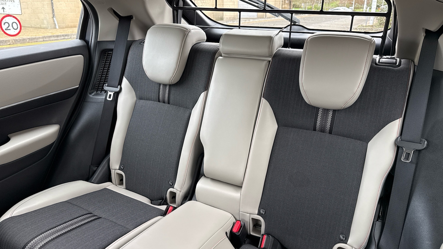 Used Honda HR-V 2023 for sale - 76766226: Photo 8