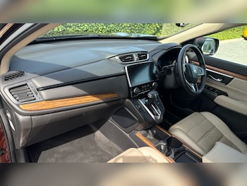 Used Honda CR-V 2018 for sale - 78610237: Photo