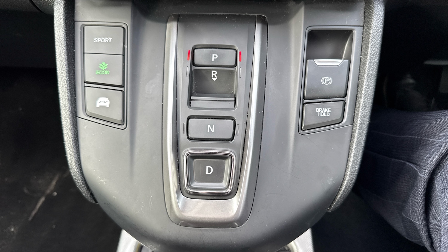 Used Honda CR-V 2022 for sale - 77210158: Photo 34