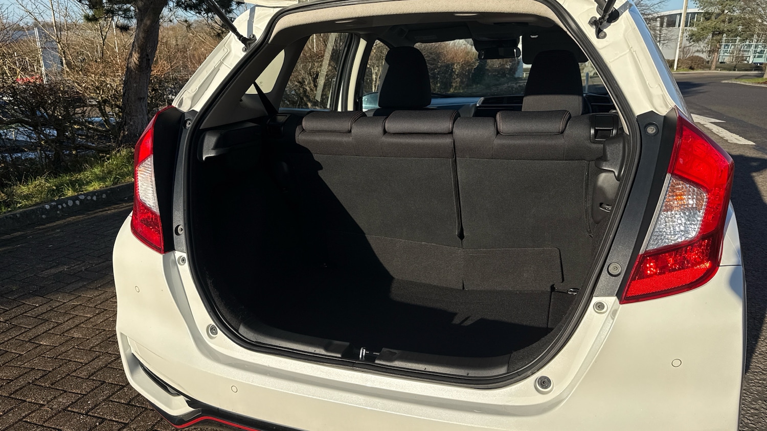 Used Honda Jazz 2019 for sale - 77210125: Photo 15