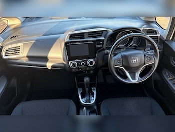 Used Honda Jazz 2019 for sale - 77210125: Photo