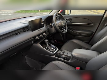 Used Honda HR-V 2023 for sale - 77210141: Photo