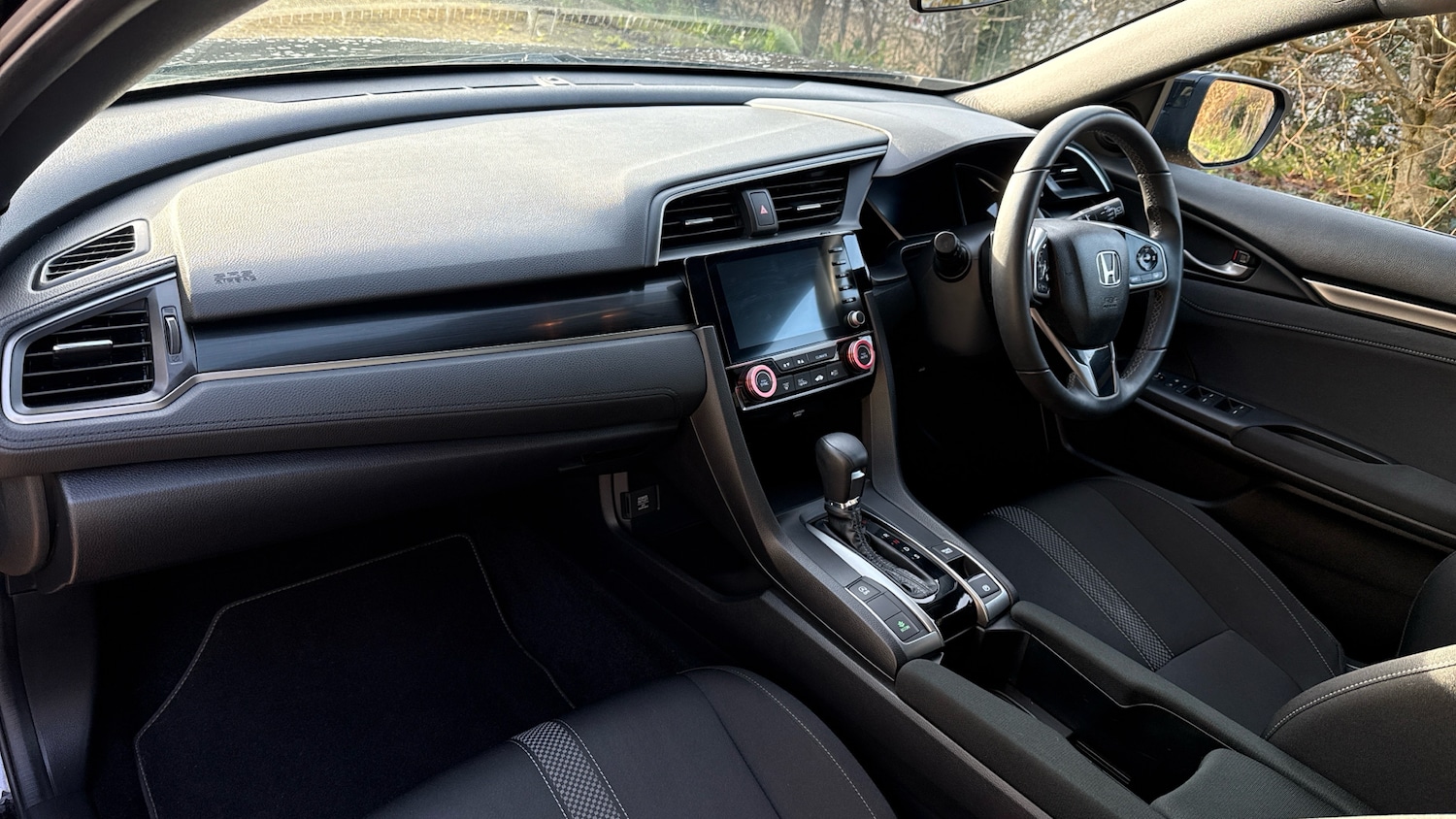 Used Honda Civic 2022 for sale - 77099041: Photo 2