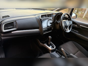 Used Honda Jazz 2018 for sale - 77592123: Photo