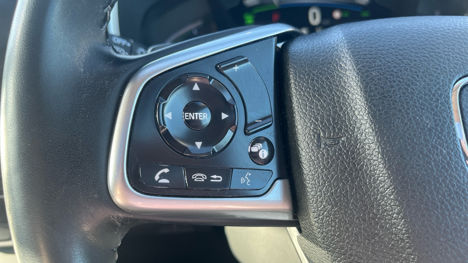 Used Honda CR-V 2023 for sale - 77210121: Photo 28