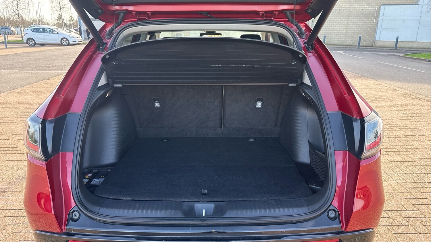 Used Honda ZR-V 2024 for sale - 77619000: Photo 17