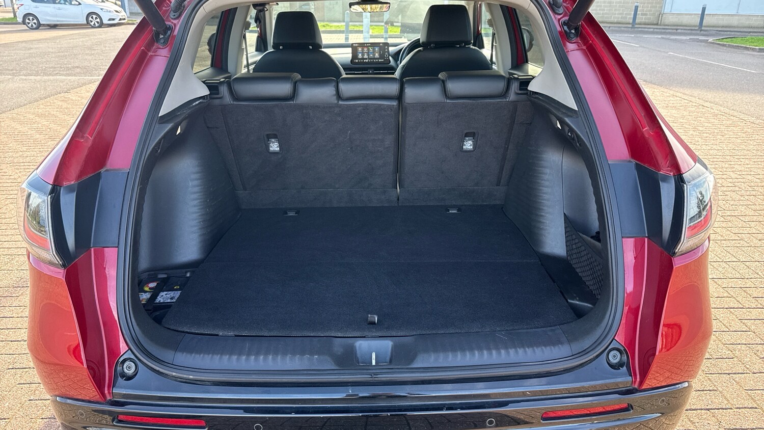 Used Honda ZR-V 2024 for sale - 77619000: Photo 18