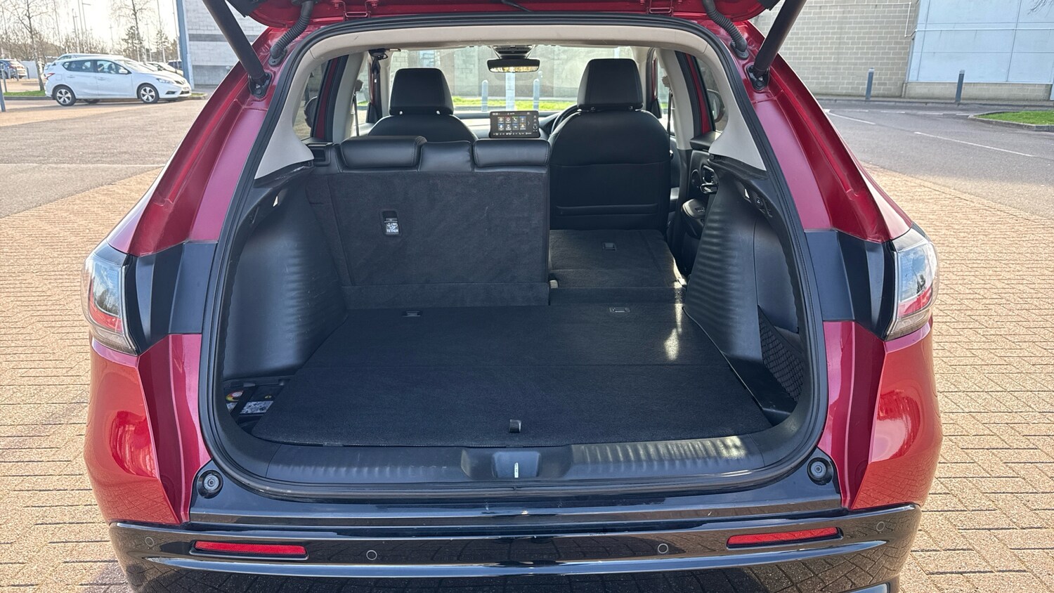 Used Honda ZR-V 2024 for sale - 77619000: Photo 19