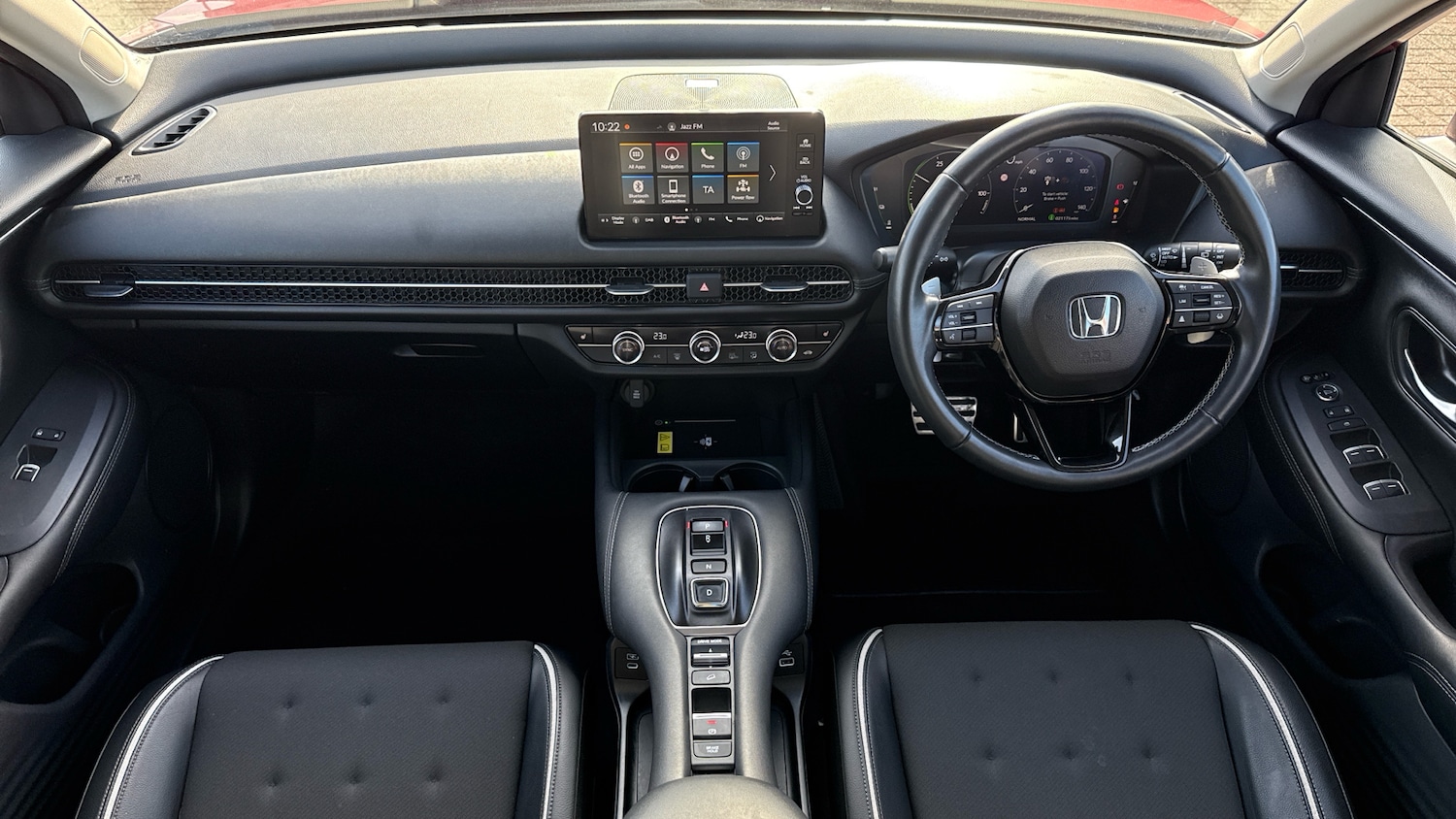 Used Honda ZR-V 2024 for sale - 77619000: Photo 4
