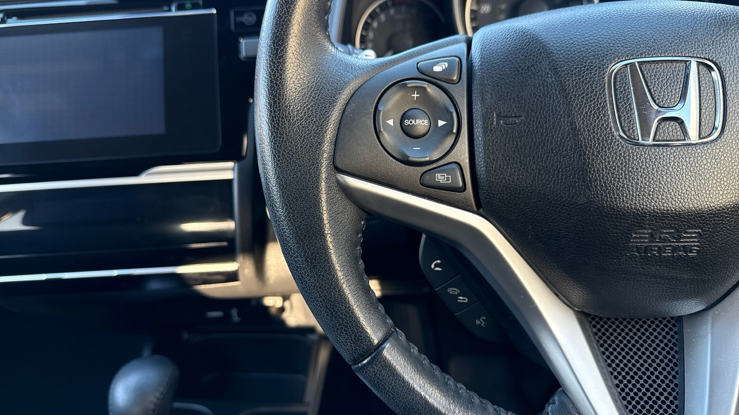 Used Honda Jazz 2018 for sale - 77095355: Photo 25