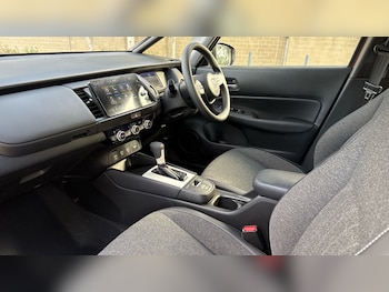 Used Honda Jazz 2023 for sale - 76037819: Photo