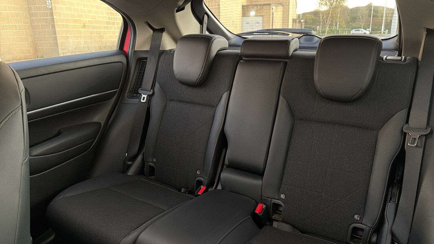 Used Honda HR-V 2023 for sale - 76507462: Photo 8