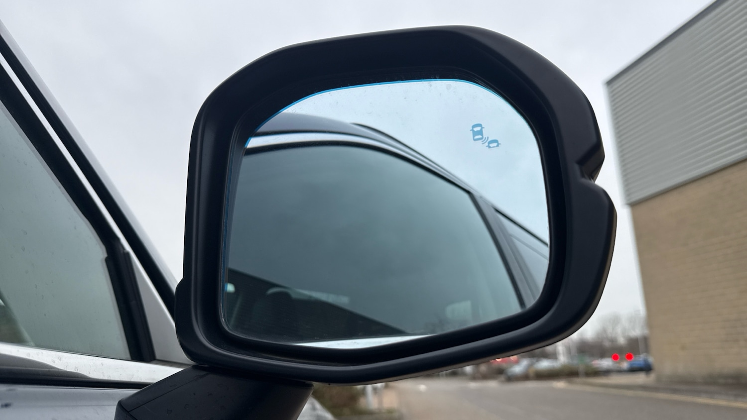 Used Honda CR-V 2025 for sale - 77210111: Photo 15