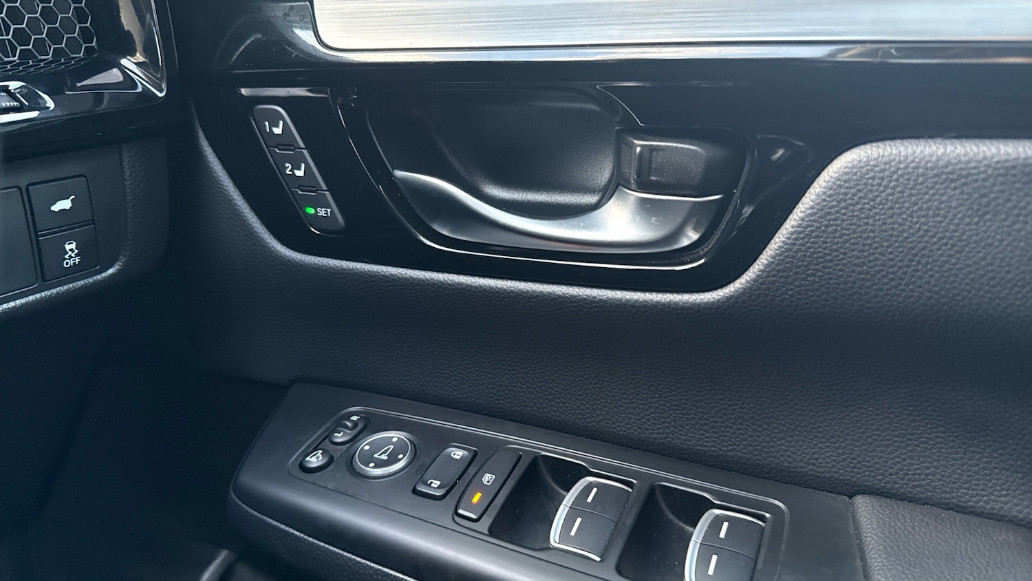 Used Honda CR-V 2024 for sale - 77210169: Photo 32