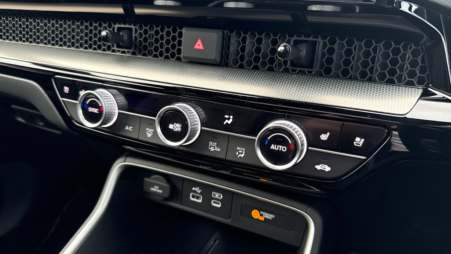 Used Honda CR-V 2025 for sale - 76668173: Photo 28