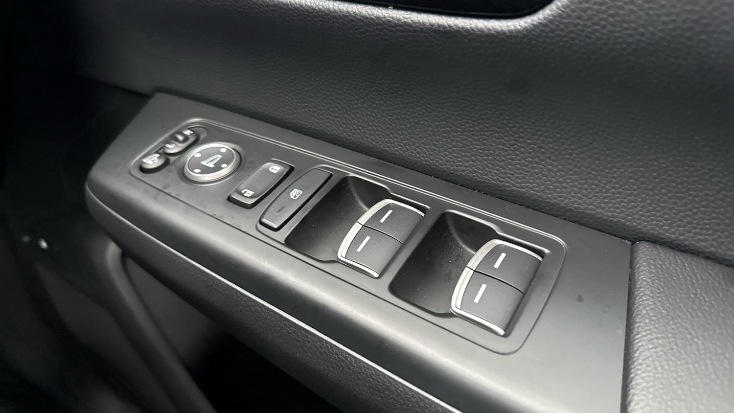 Used Honda CR-V 2025 for sale - 76668173: Photo 33