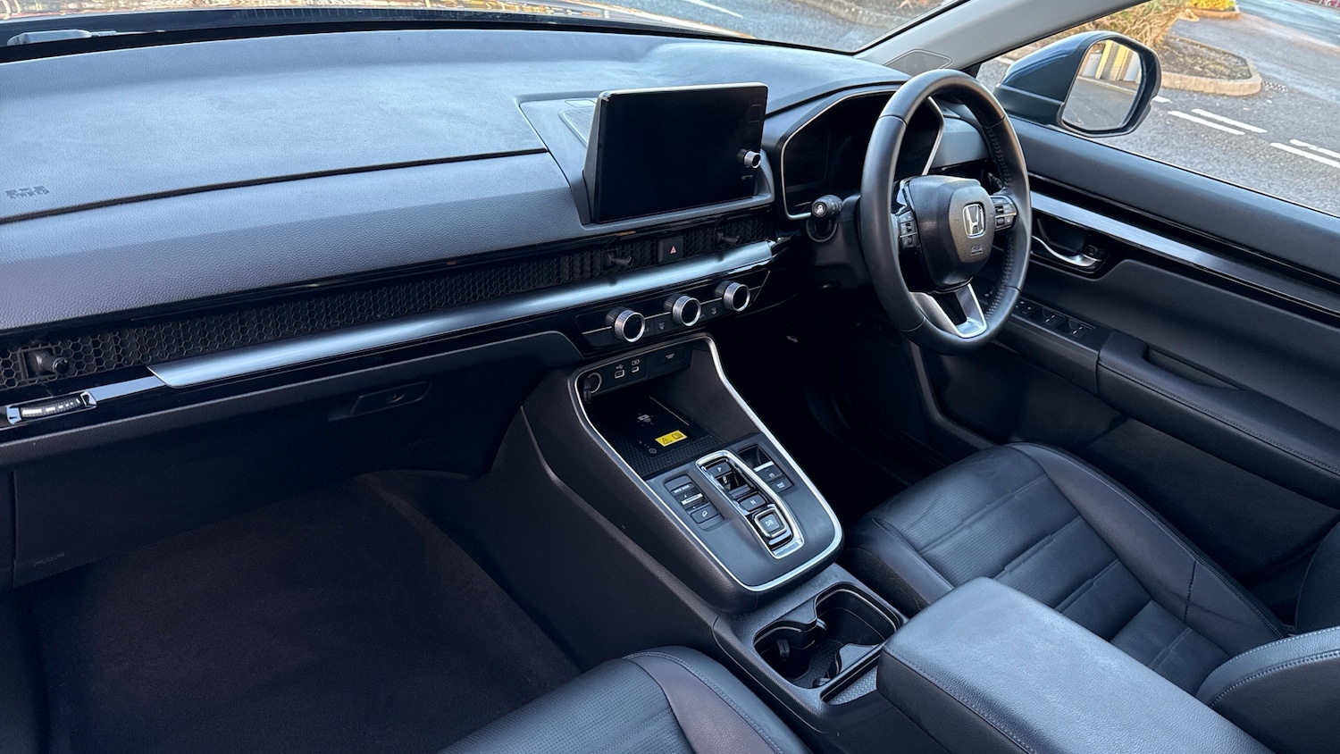 Used Honda CR-V 2024 for sale - 76684400: Photo 2