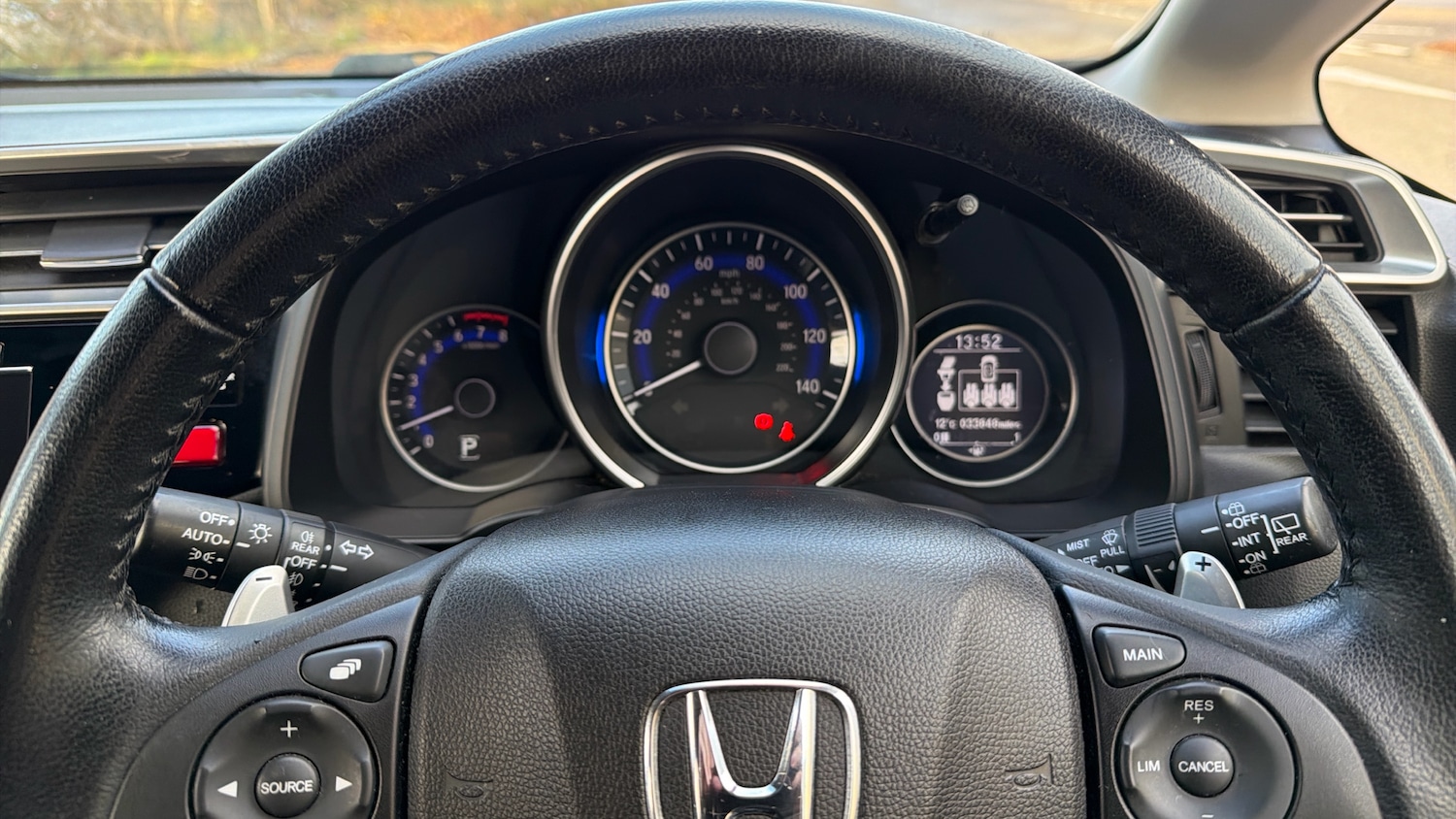 Used Honda Jazz 2015 for sale - 77210201: Photo 11