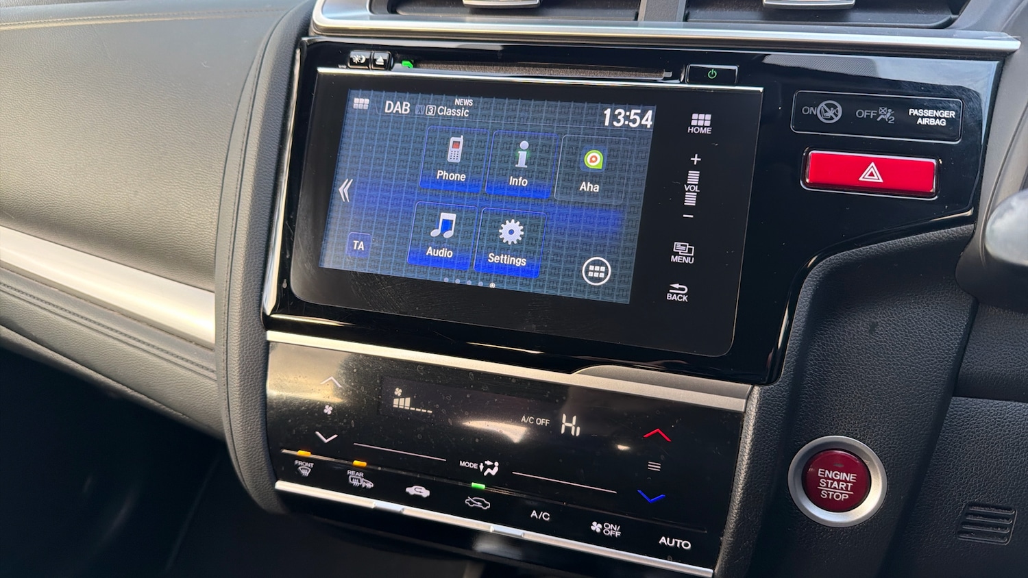 Used Honda Jazz 2015 for sale - 77210201: Photo 14