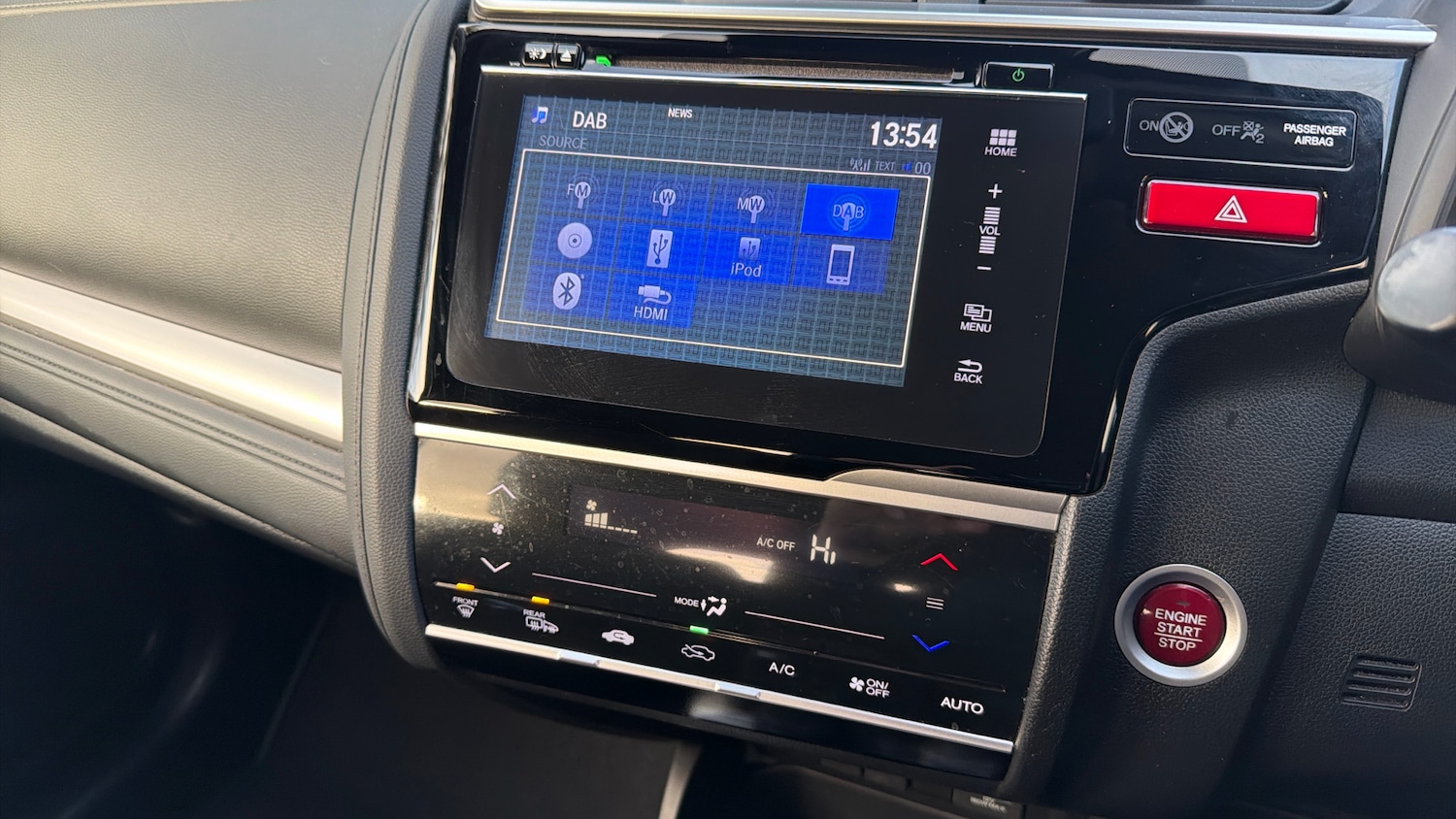 Used Honda Jazz 2015 for sale - 77210201: Photo 16