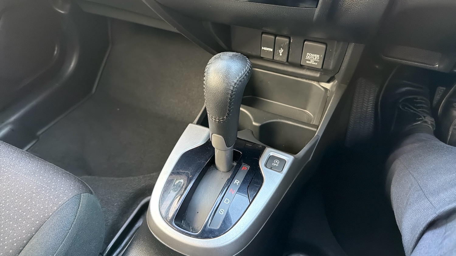 Used Honda Jazz 2015 for sale - 77210201: Photo 20