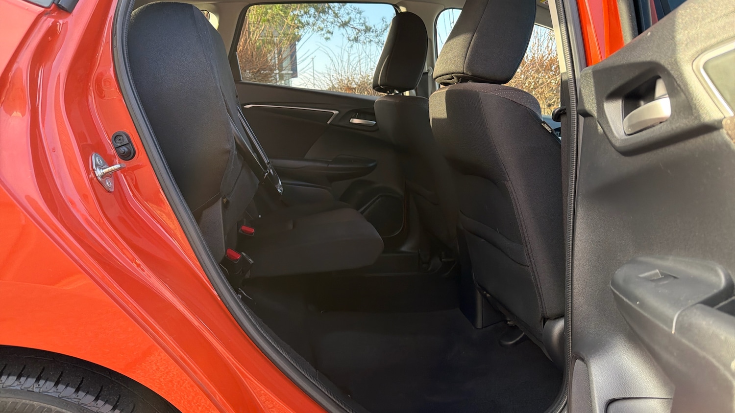 Used Honda Jazz 2015 for sale - 77210201: Photo 26