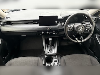 Used Honda HR-V 2023 for sale - 77300412: Photo