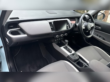 Used Honda Jazz 2021 for sale - 77042783: Photo