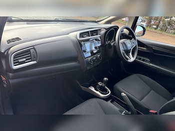 Used Honda Jazz 2019 for sale - 77235546: Photo